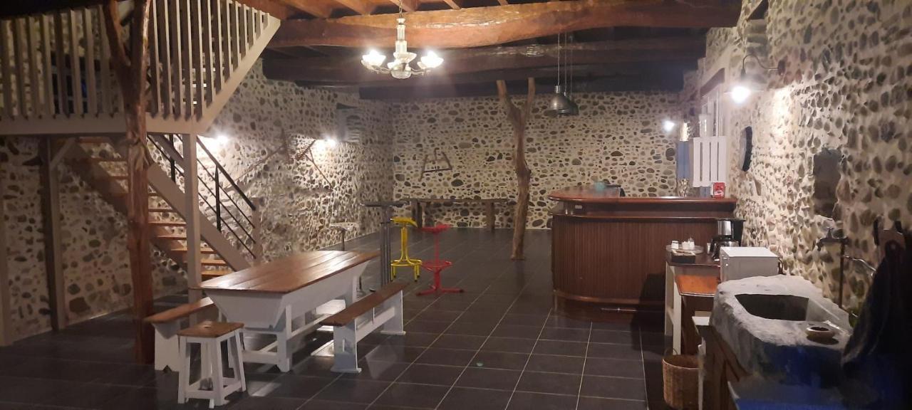 La Ferme Aux Fleurs Bed and Breakfast Ossun Εξωτερικό φωτογραφία